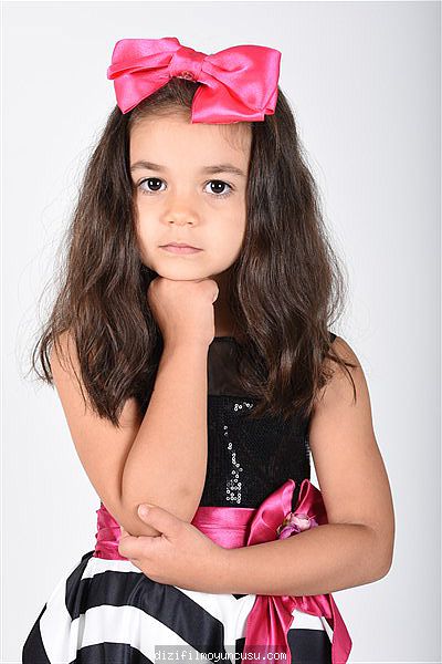 İzmir Cast Ajans Beril 8453