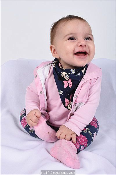 Uşak Cast Ajans Armin 9108