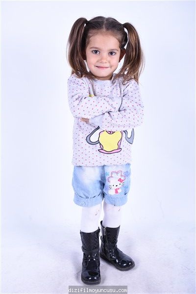 Afyon Cast Ajans Azra 19751