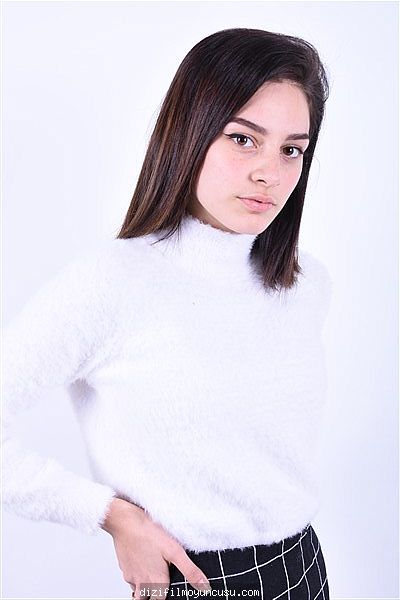 İstanbul Cast Ajans Oyuncusu Nihal