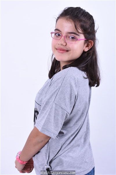 İzmir Cast Ajans Yağmur 24516
