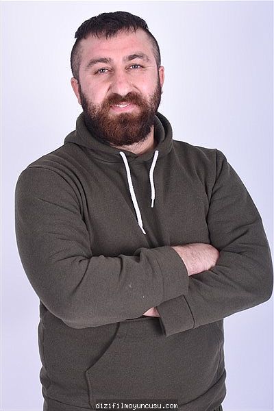Erkek Oyuncular Adayımız Hüseyin