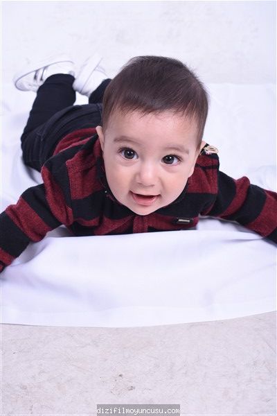 İzmir Cast Ajans Ömer 44069