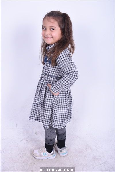 İzmir Cast Ajans Sare 44020