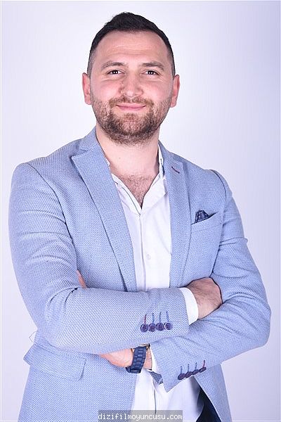 Erkek Oyuncular Adayımız Mustafa