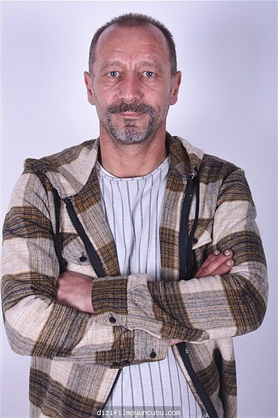 Erkek Oyuncular Adayımız Hasan