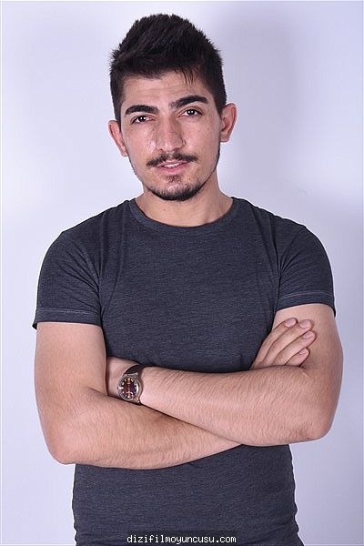Erkek Oyuncular Adayımız Ömer