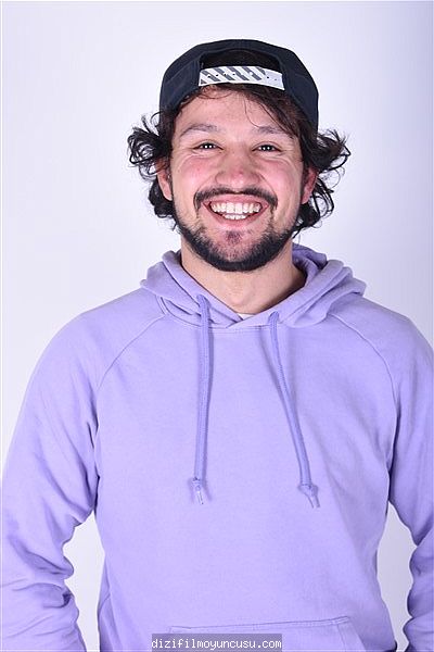 Erkek Oyuncular Adayımız Akif