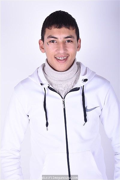 Erkek Oyuncular Adayımız Celal
