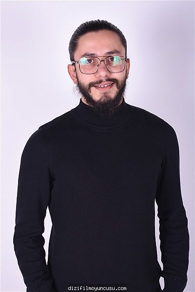 Erkek Oyuncular Adayımız Mehmet