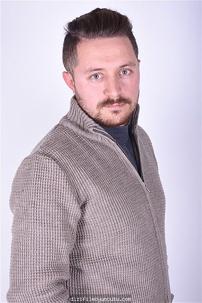 Erkek Oyuncular Adayımız Mehmet