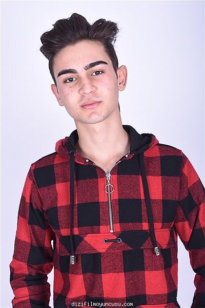 Erkek Oyuncular Adayımız Ali