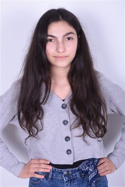 Kadın Oyuncular Adayımız İlara
