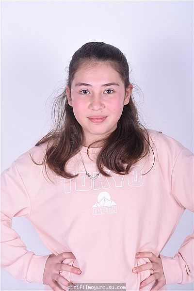 Kadın Oyuncular Adayımız İrem