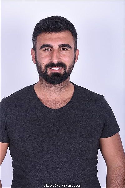 Erkek Oyuncular Adayımız Mehmet