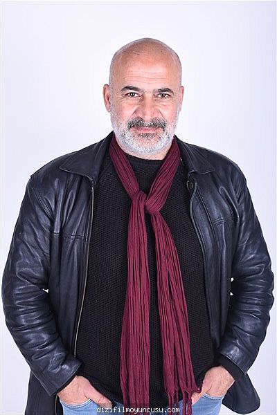 Erkek Oyuncular Adayımız Mehmet