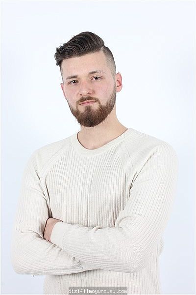 Erkek Oyuncular Adayımız Yiğit