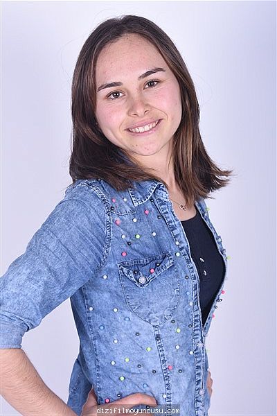 Kadın Oyuncular Adayımız Saniye