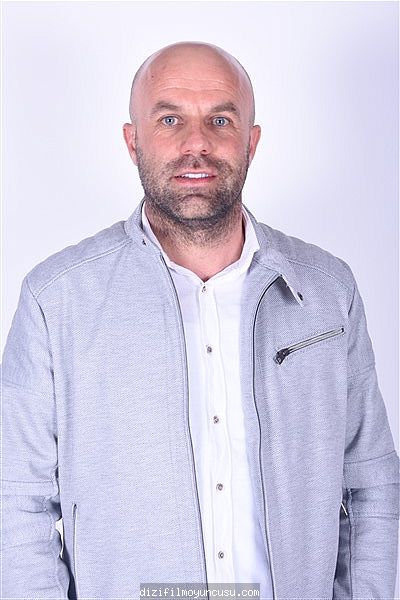 Erkek Oyuncular Adayımız Hasan