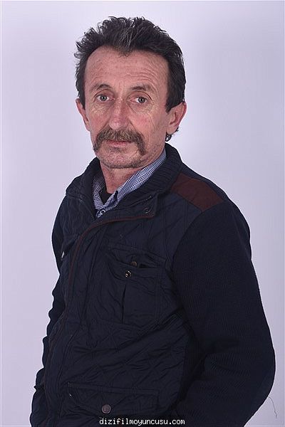 Erkek Oyuncular Adayımız İzzet