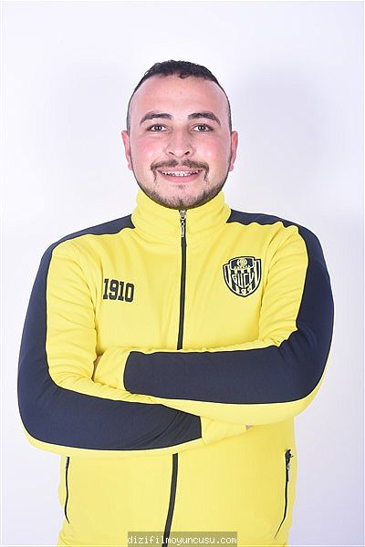 Erkek Oyuncular Adayımız Onur