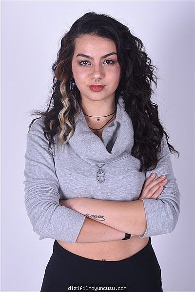 Kadın Oyuncular Adayımız Dila