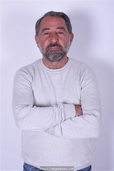 Erkek Oyuncular Adayımız Erhan