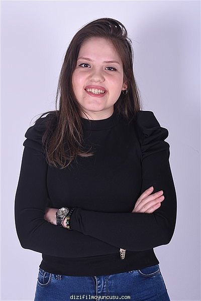 Kadın Oyuncular Adayımız Melike