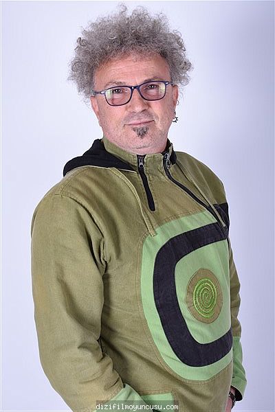 Erkek Oyuncular Adayımız Salih