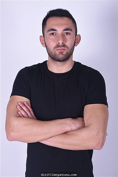 Erkek Oyuncular Adayımız Barış