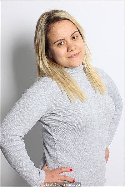 Kadın Oyuncular Adayımız Arzu