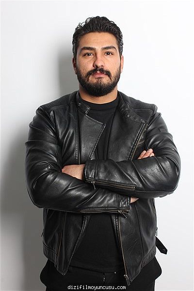 Erkek Oyuncular Adayımız Berat