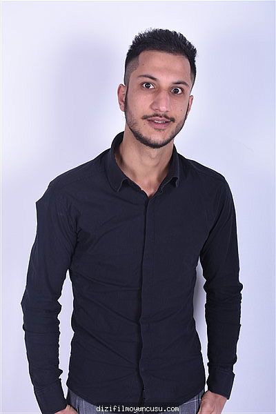 Erkek Oyuncular Adayımız Sezer