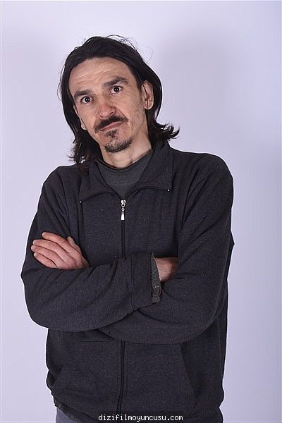 Erkek Oyuncular Adayımız Yaşar