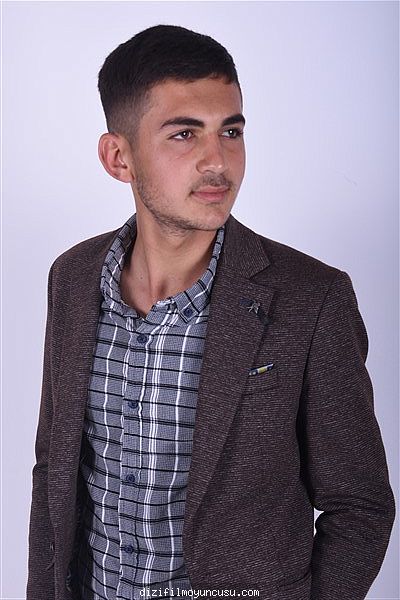 Erkek Oyuncular Adayımız Cuma