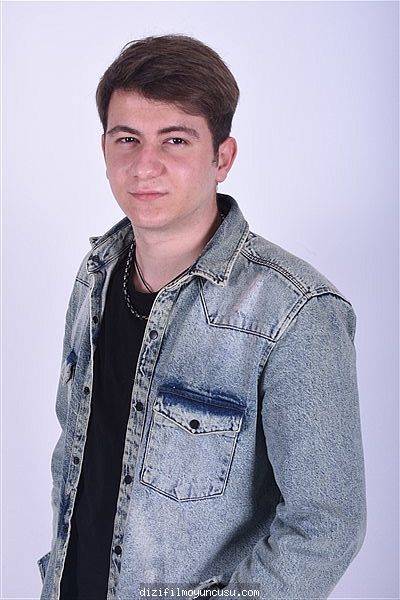 Erkek Oyuncular Adayımız Mehmet