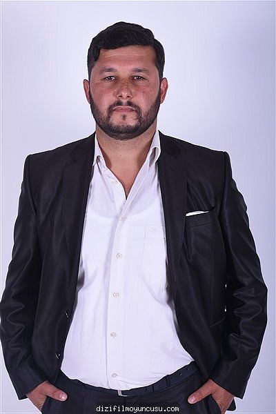 Erkek Oyuncular Adayımız Muammer