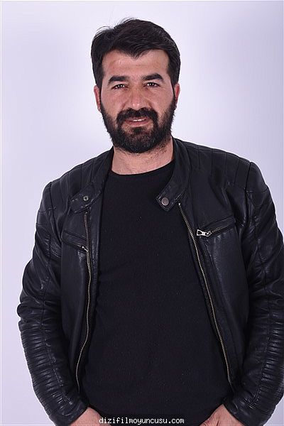 Erkek Oyuncular Adayımız Muammer