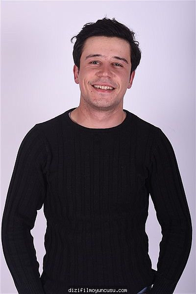 Erkek Oyuncular Adayımız Onur