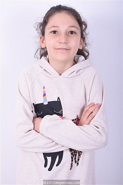 Kadın Oyuncular Adayımız Narin