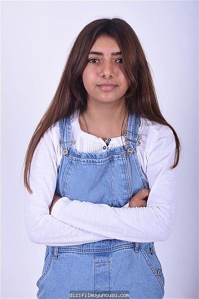 Kadın Oyuncular Adayımız Elif