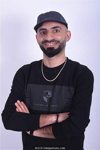 Erkek Oyuncular Adayımız Esat