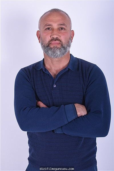 Erkek Oyuncular Adayımız Mustafa