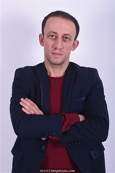 Erkek Oyuncular Adayımız Yaşar