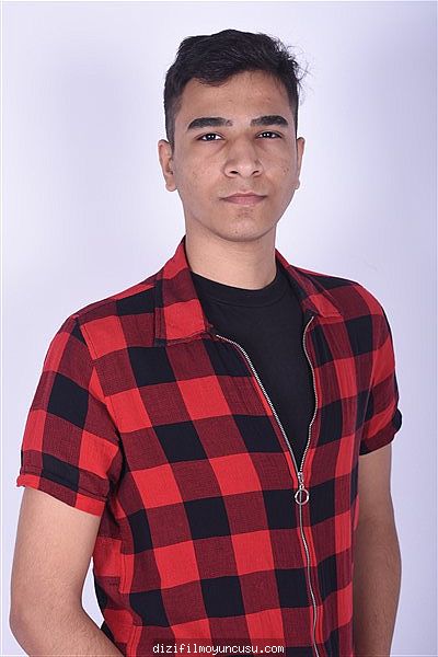 Erkek Oyuncular Adayımız Emre