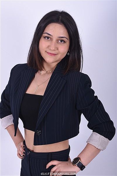 Kadın Oyuncular Adayımız Sude