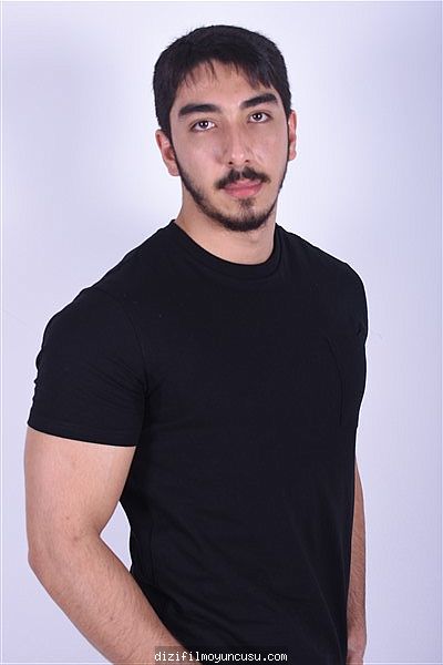 Erkek Oyuncular Adayımız Mehmet