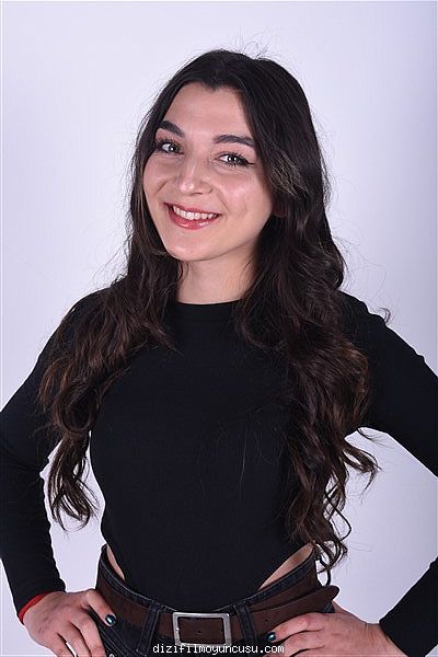 Kadın Oyuncular Adayımız Ayşe