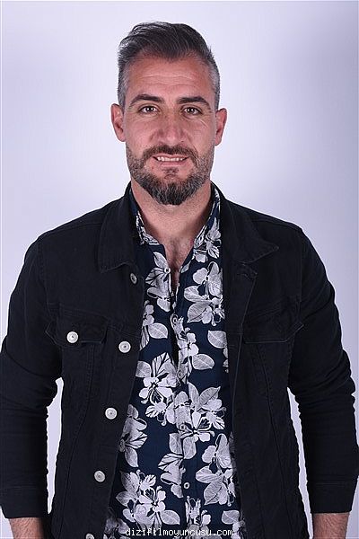Erkek Oyuncular Adayımız Feyzi