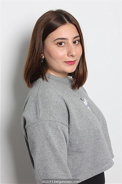 Kadın Oyuncular Adayımız Ezgi